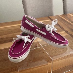 Vans Unisex-Adult Action Sports Skate Basic Model. Gentle used.